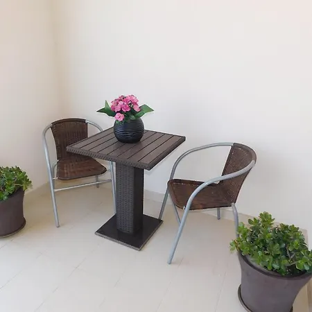 Apartment Style Luxury 2 *